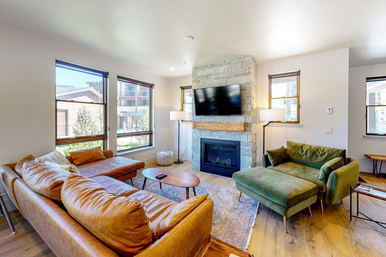 Blue River Flats Condos Silverthorne Room photo