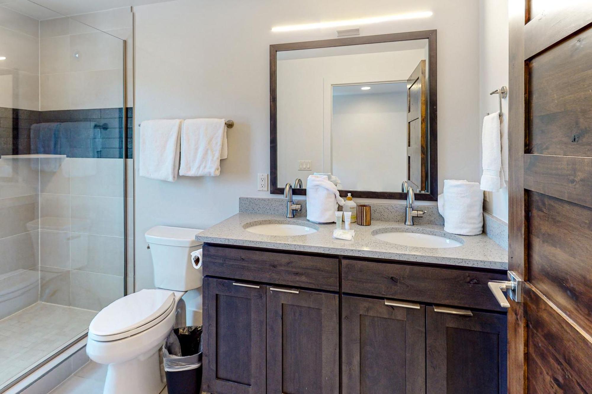Blue River Flats Condos Silverthorne Room photo