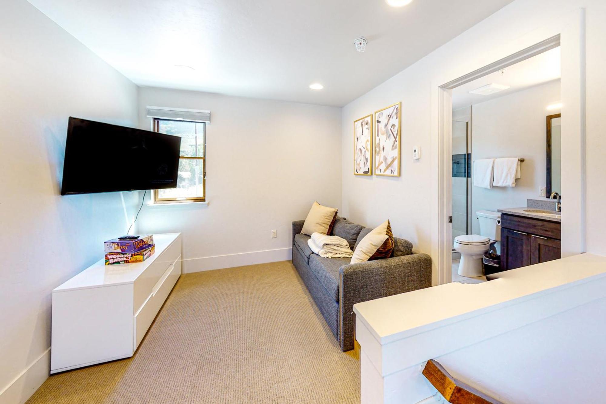 Blue River Flats Condos Silverthorne Room photo