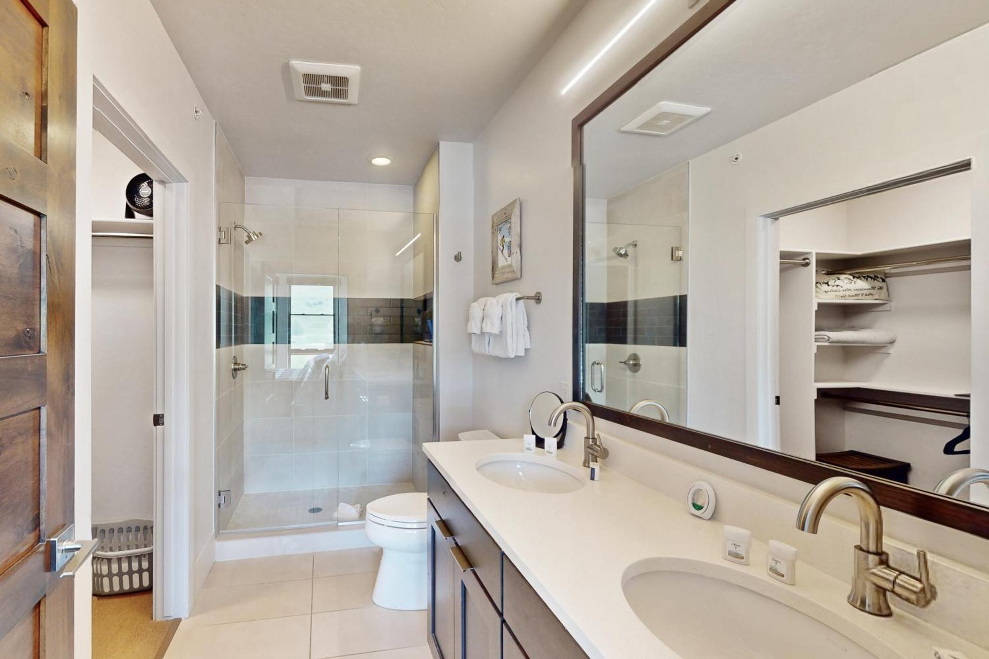 Blue River Flats Condos Silverthorne Room photo