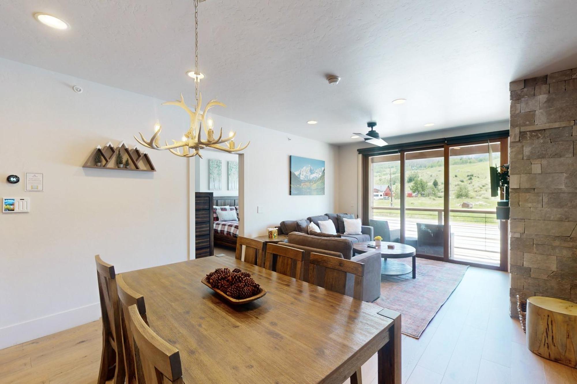 Blue River Flats Condos Silverthorne Room photo